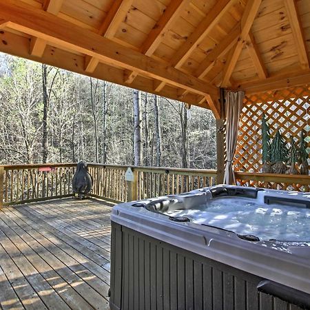 Tree Top Dream Cabin With Hot Tub In Gatlinburg! 빌라 외부 사진