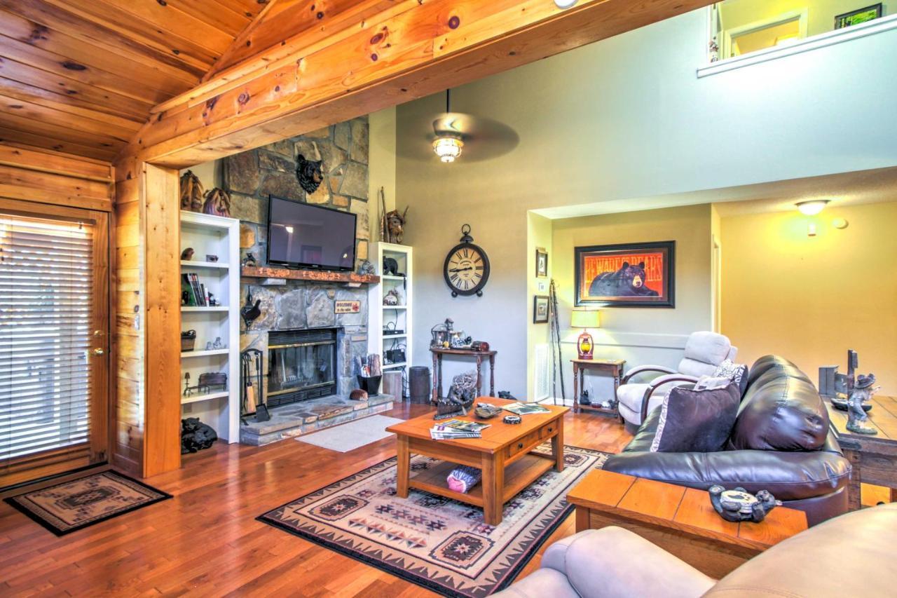 Tree Top Dream Cabin With Hot Tub In Gatlinburg! 빌라 외부 사진